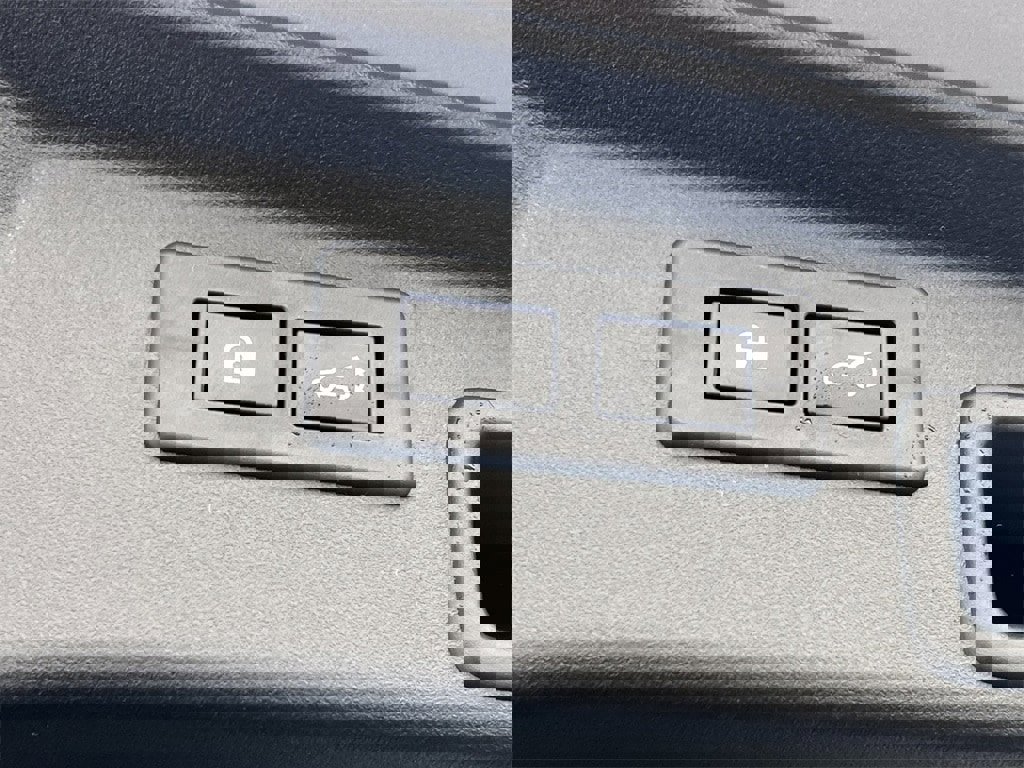 New 2026 Subaru Outback Touring image 41