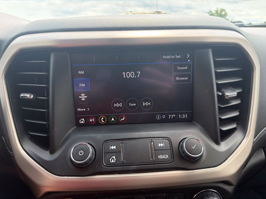 Used 2023 GMC Acadia Denali w/ Denali Ultimate Package AWD/4WD image 15