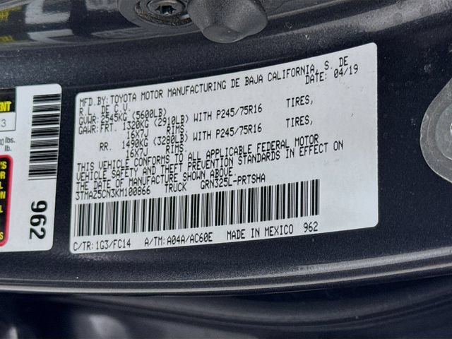 Certified 2019 Toyota Tacoma SR5 RWD image 32
