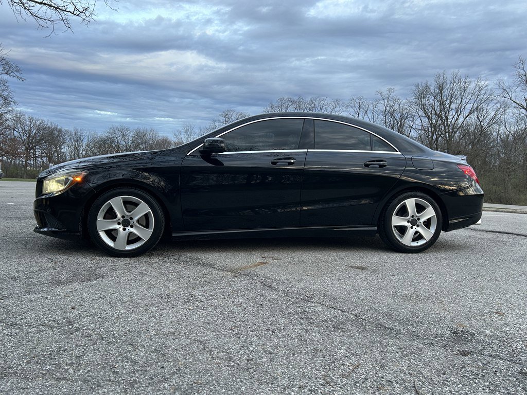 Used 2015 Mercedes-Benz CLA 250 4MATIC image 2