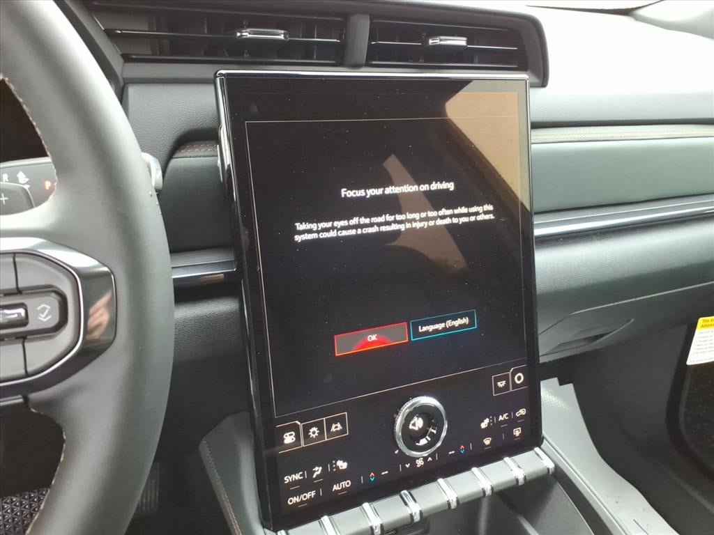 New 2026 GMC Terrain AT4 w/ Technology Package II AWD/4WD image 19