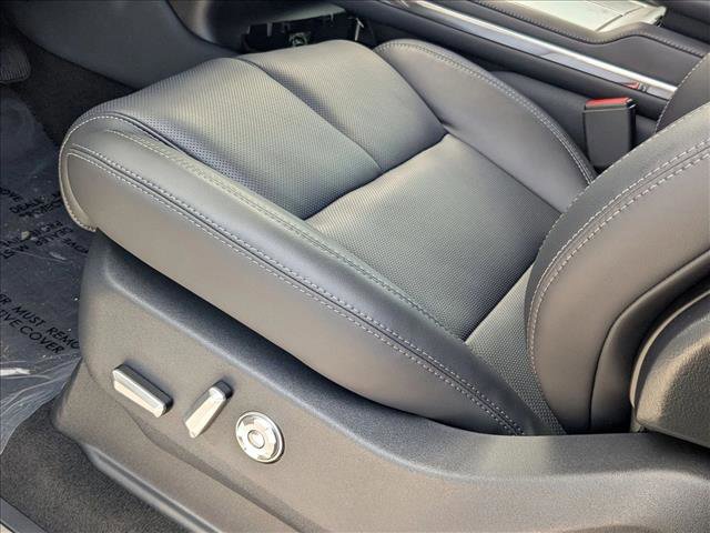 New 2025 Lincoln Navigator L Reserve w/ Jet Appearance Package image 4