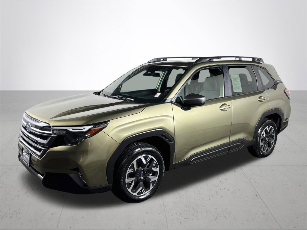 Used 2025 Subaru Forester Premium w/ Convenience Package #1 AWD/4WD image 2