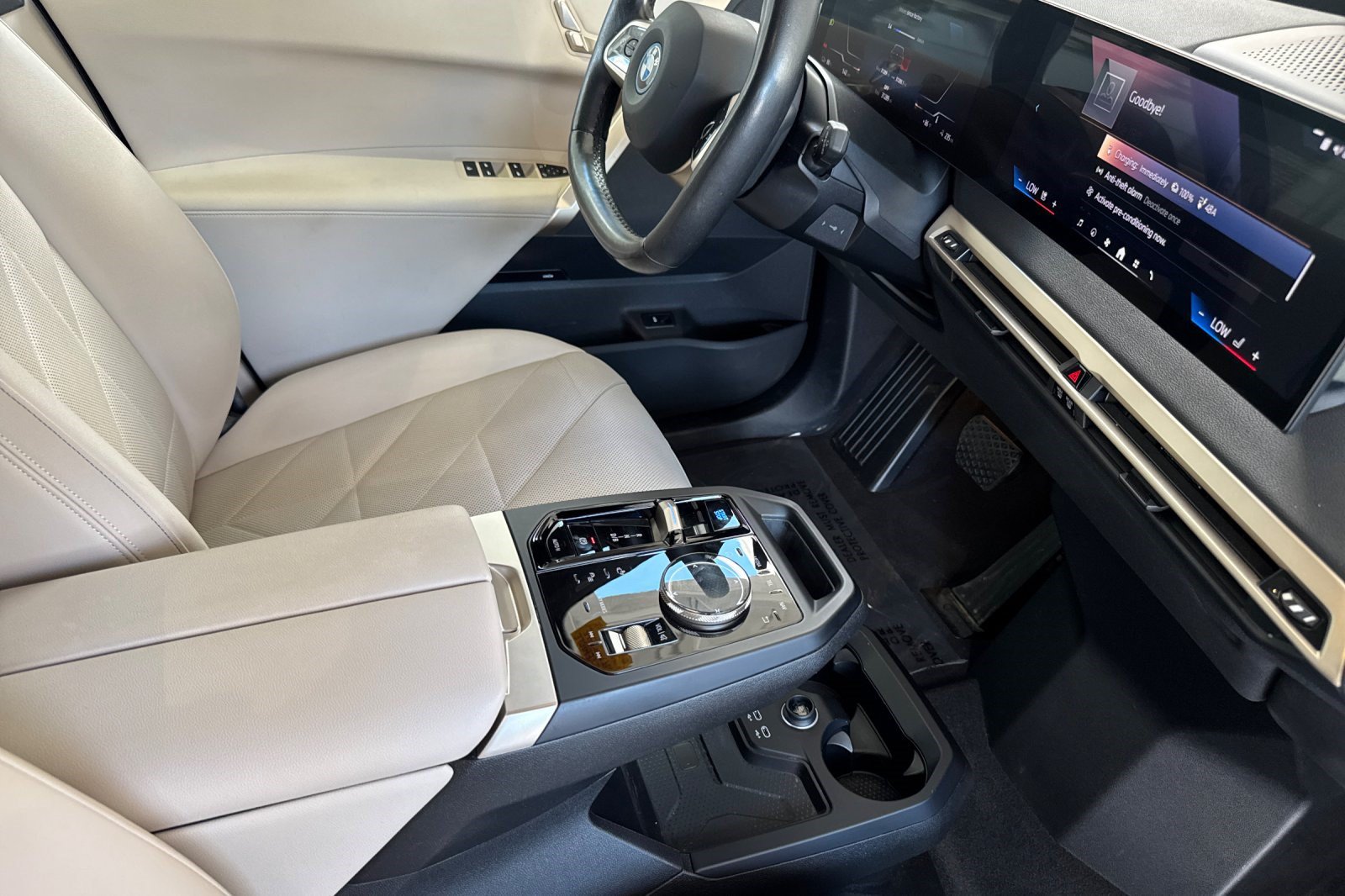 Certified 2024 BMW iX xDrive50 w/ Convenience Package AWD/4WD image 20