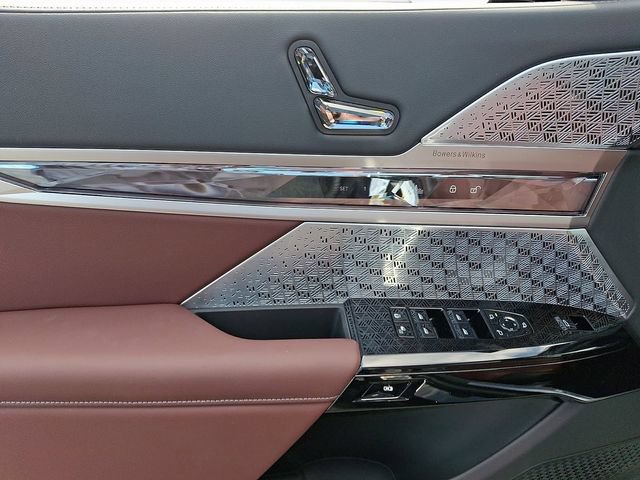 New 2026 BMW 740i xDrive AWD/4WD image 10