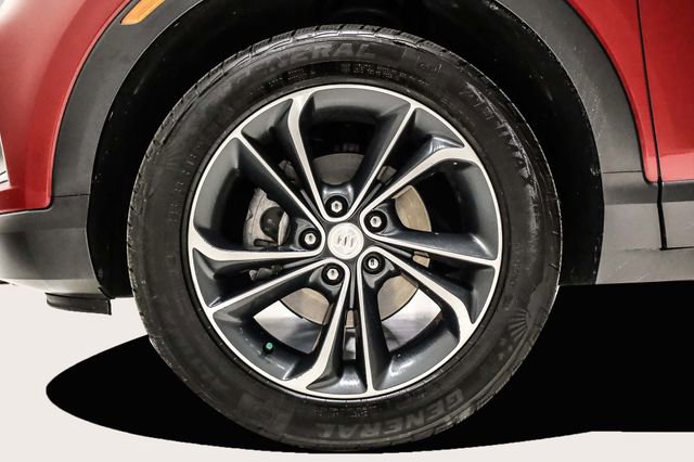 Used 2020 Buick Encore GX Essence image 9