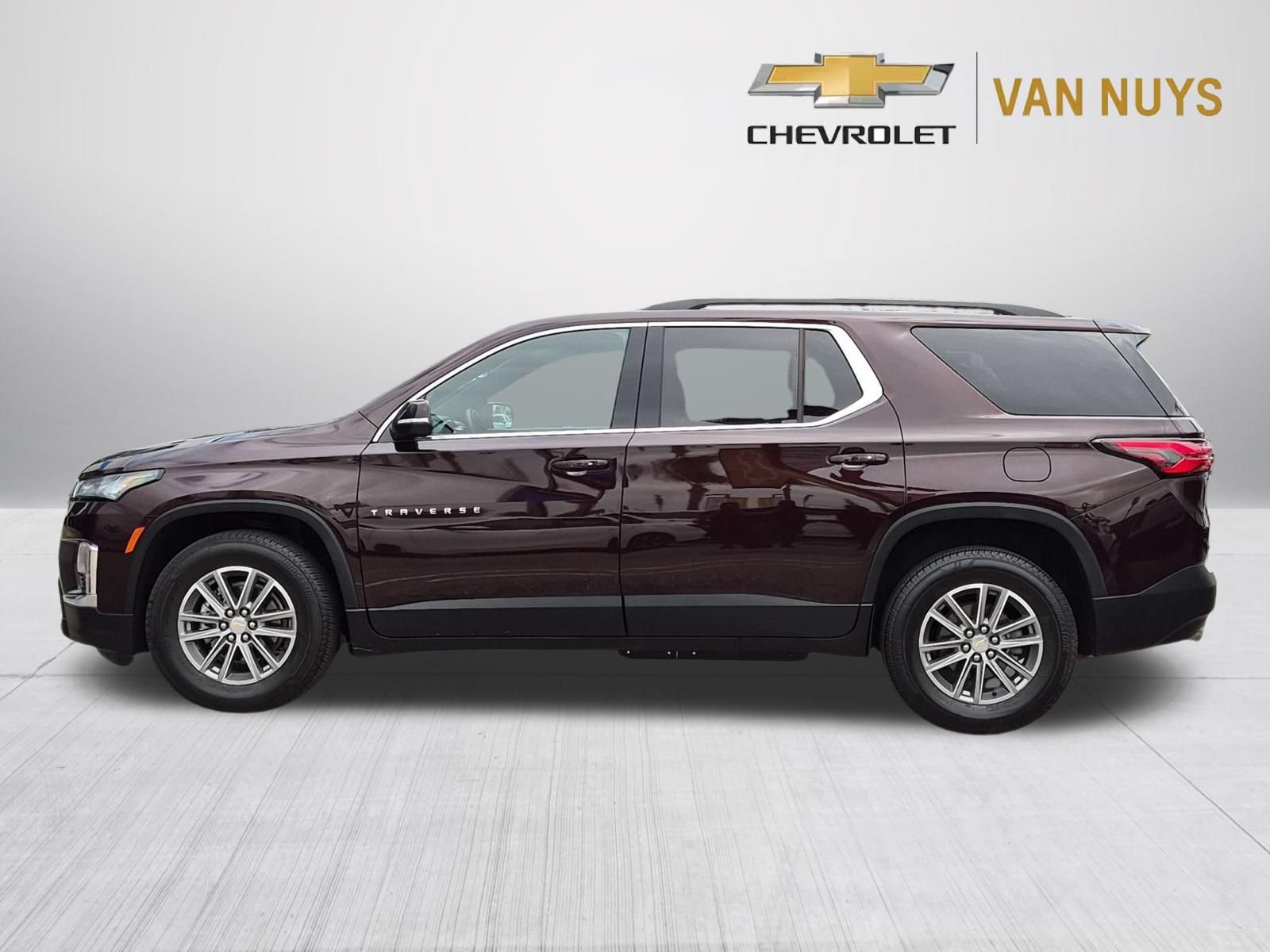 Used 2023 Chevrolet Traverse LT FWD image 8