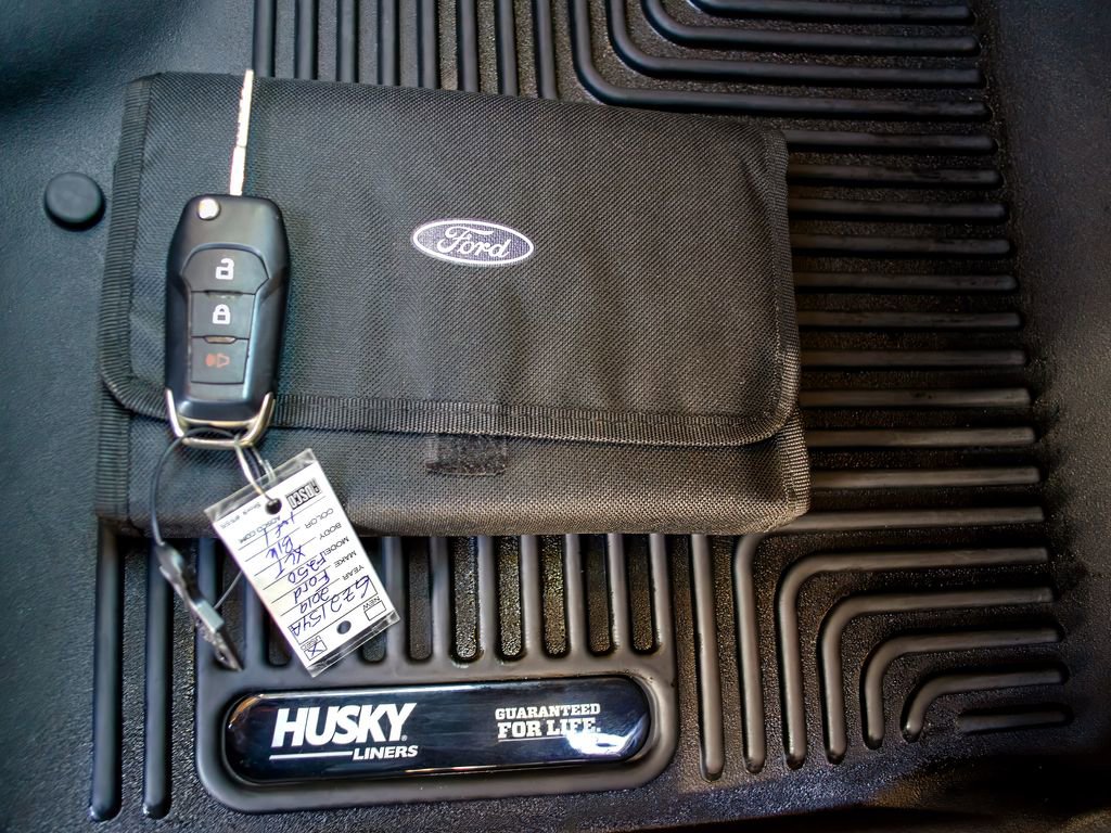 Used 2019 Ford F250 XLT w/ XLT Value Package image 37