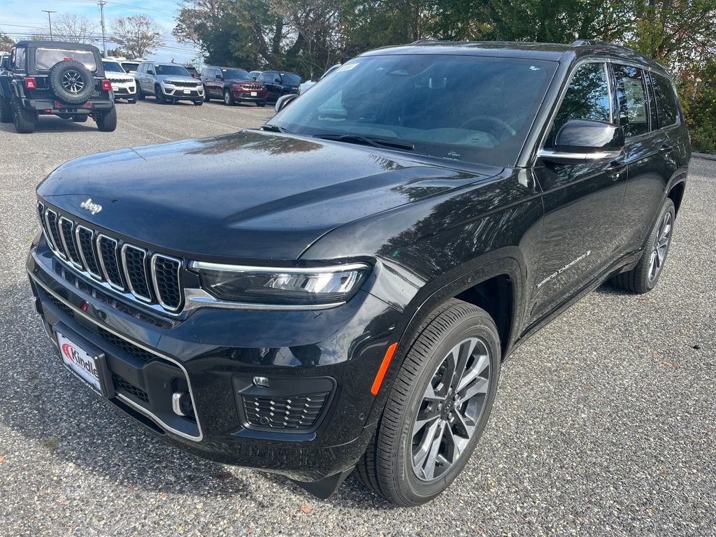 New 2025 Jeep Grand Cherokee L Overland w/ Luxury Tech Group IV image 5