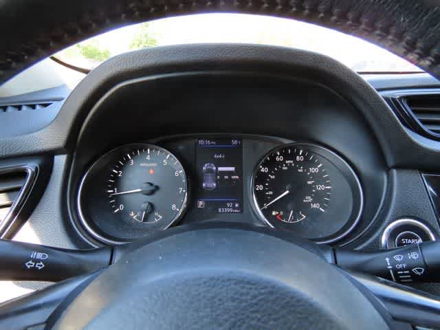 Used 2018 Nissan Rogue SV AWD/4WD image 24