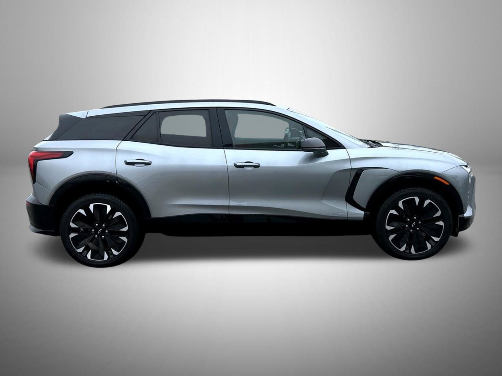 Certified 2025 Chevrolet Blazer EV RS AWD/4WD image 5