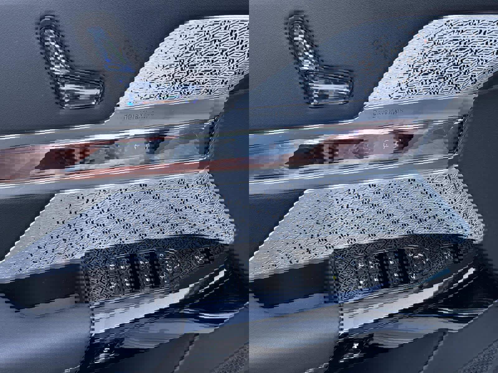 Certified 2025 BMW i7 eDrive50 w/ M Sport Package image 19