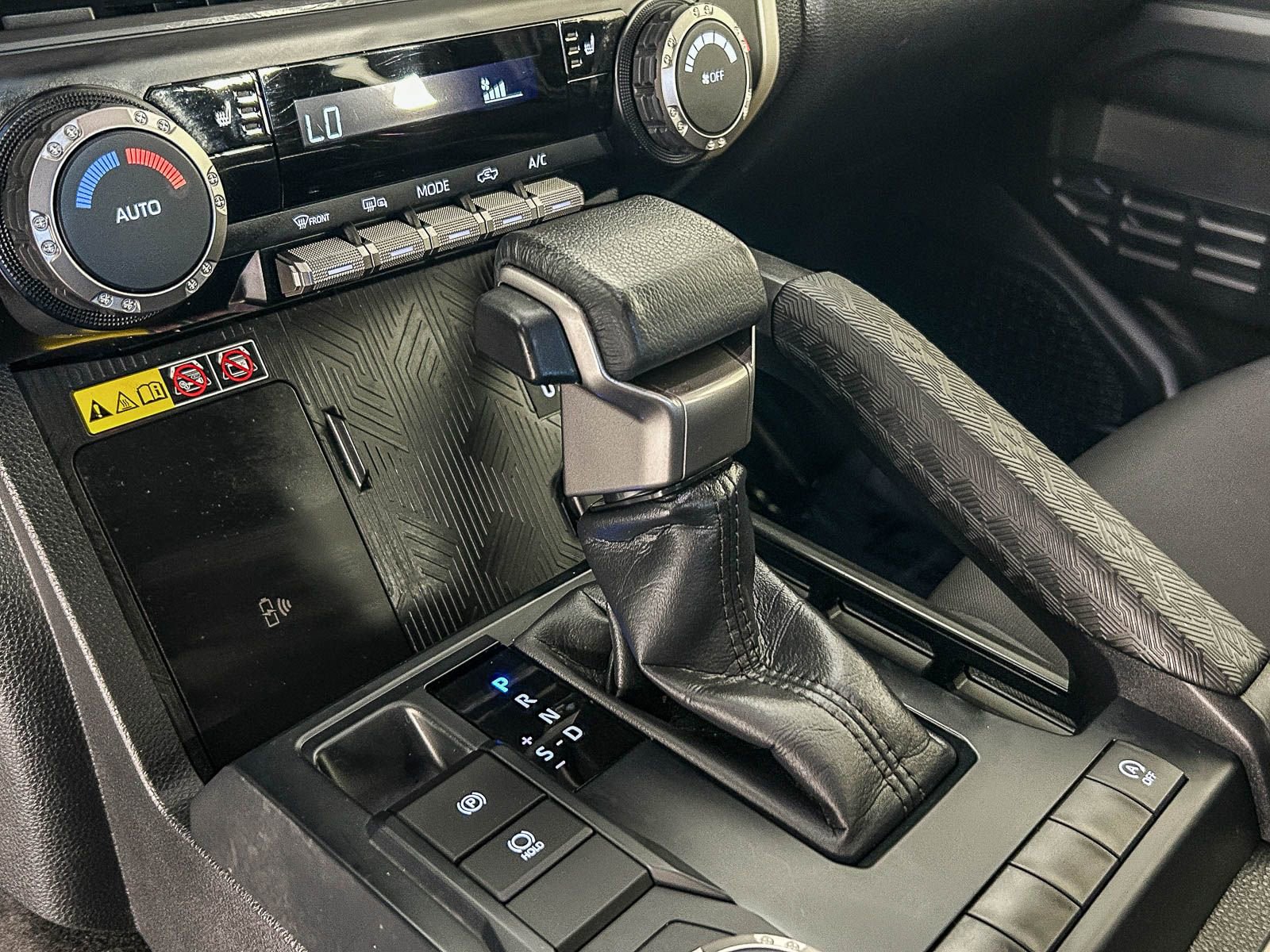 Used 2024 Toyota Tacoma SR5 image 19