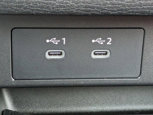 New 2025 Mitsubishi Outlander SE image 26