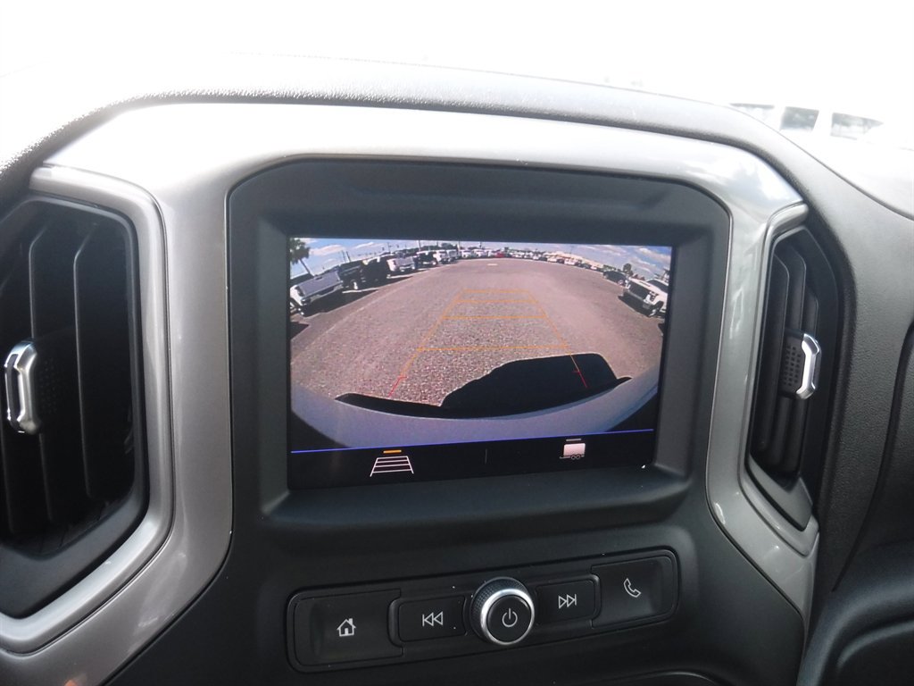 Used 2023 Chevrolet Silverado 2500 Custom w/ Custom Convenience Package image 17