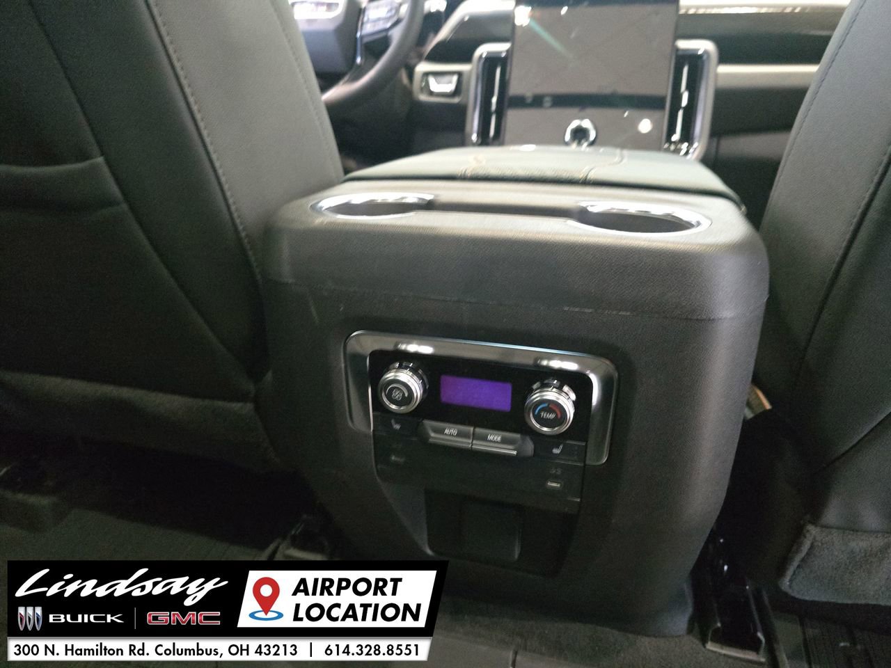 New 2026 GMC Yukon AT4 image 14