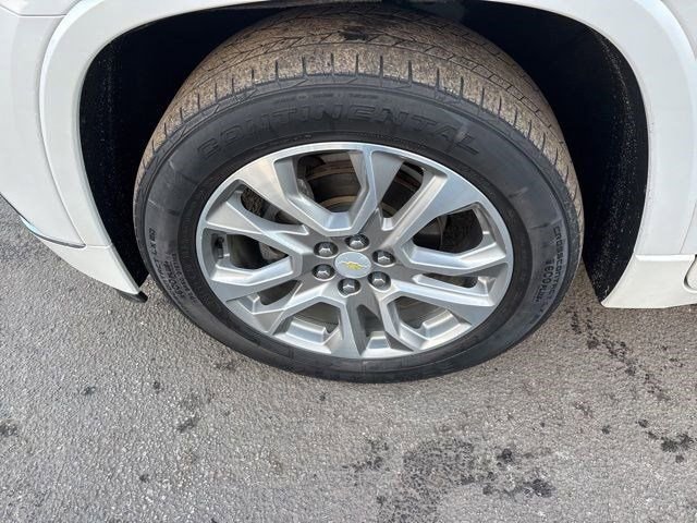 Used 2020 Chevrolet Traverse Premier image 48