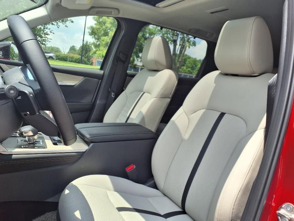 New 2025 MAZDA CX-70 3.3 Turbo w/ Preferred Package image 11