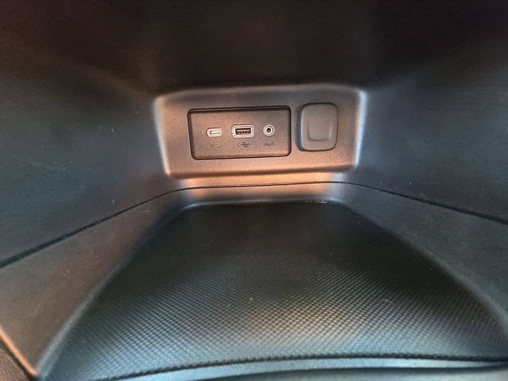 Used 2024 Chevrolet Equinox LT AWD/4WD image 18