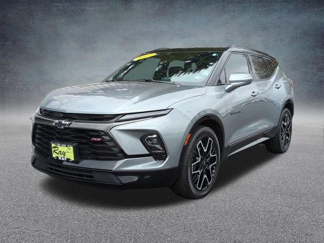 Certified 2023 Chevrolet Blazer RS w/ Driver Confidence II Package AWD/4WD image 5