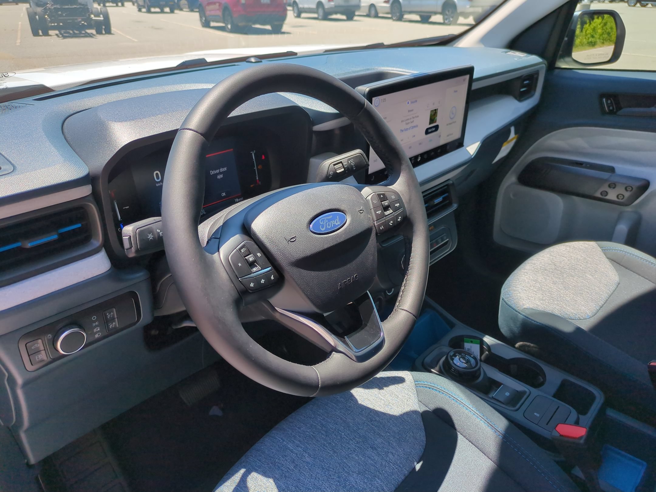 New 2026 Ford Maverick XLT w/ XLT Luxury Package FWD image 16