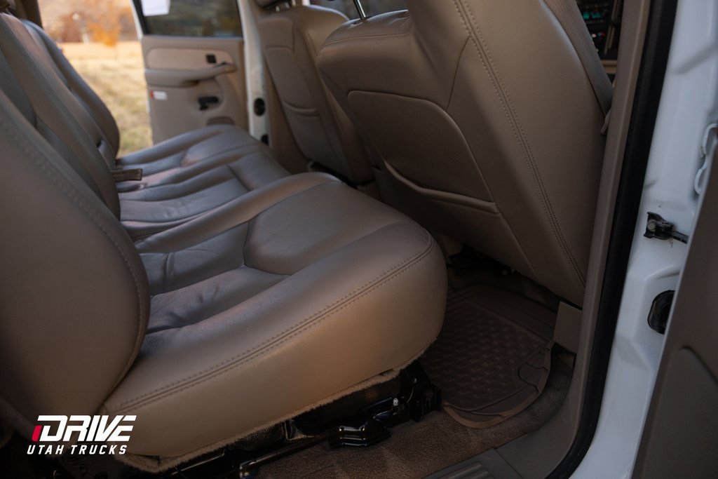 Used 2003 Chevrolet Silverado 2500 LT image 16