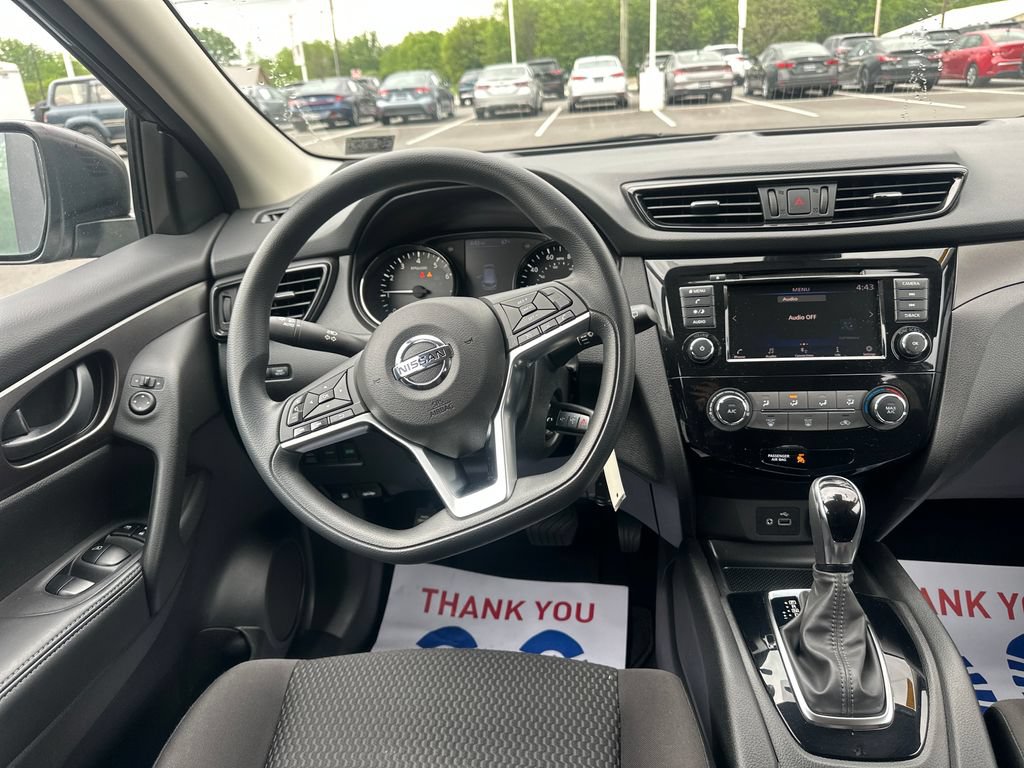 Used 2020 Nissan Rogue Sport S AWD/4WD image 17