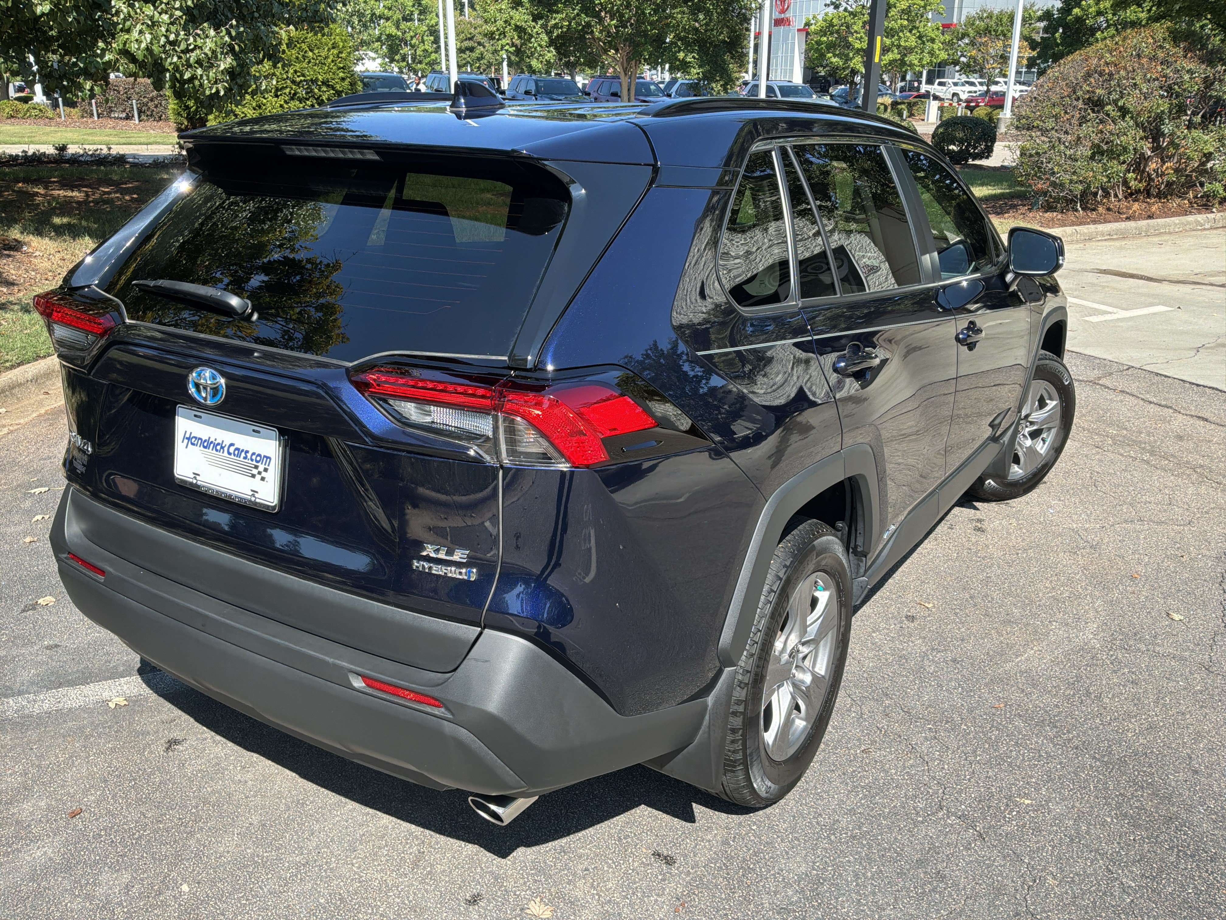 Used 2024 Toyota RAV4 XLE w/ Convenience Package AWD/4WD image 10