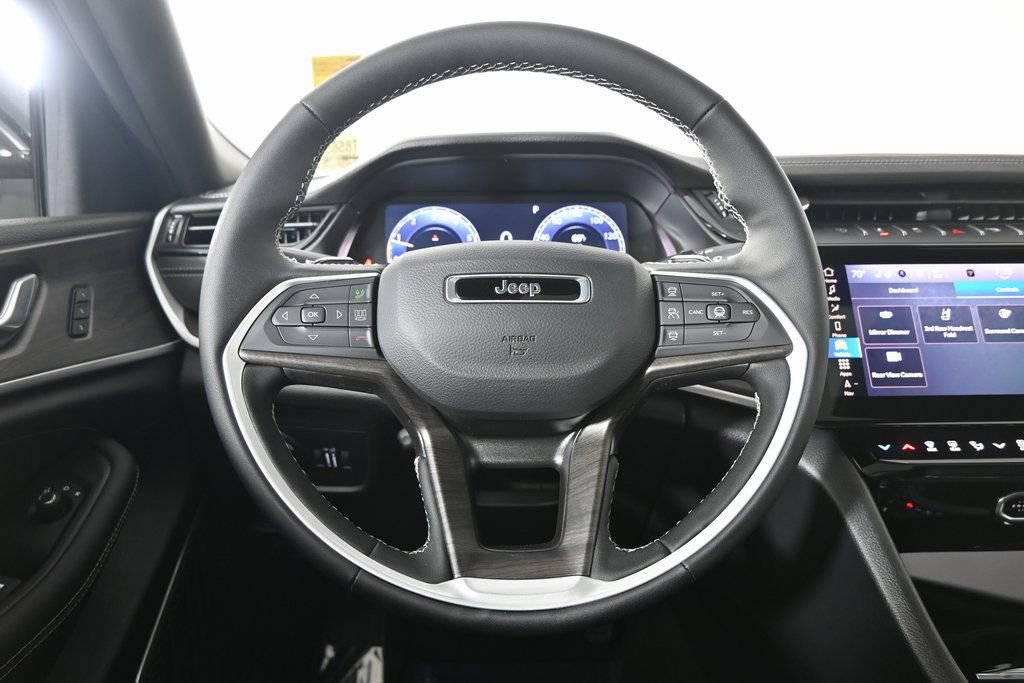 New 2026 Jeep Grand Cherokee L Limited AWD/4WD image 35