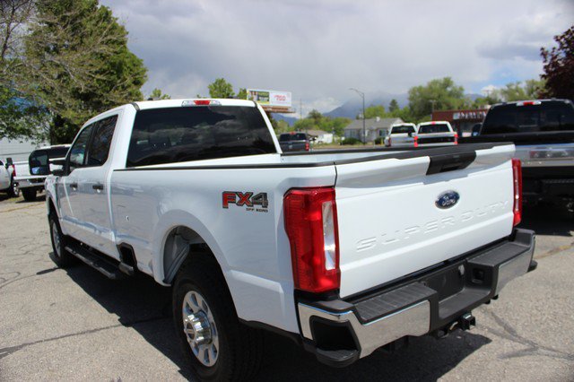 Used 2024 Ford F350 XLT w/ FX4 Off-Road Package AWD/4WD image 5