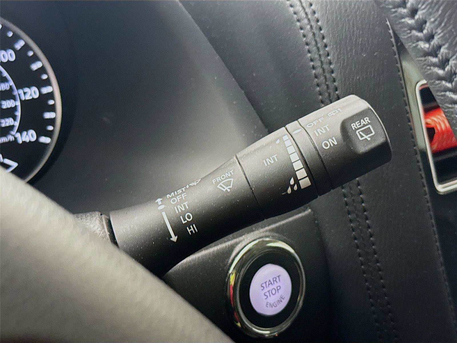 Used 2023 Nissan Armada SV w/ Cargo Package image 4