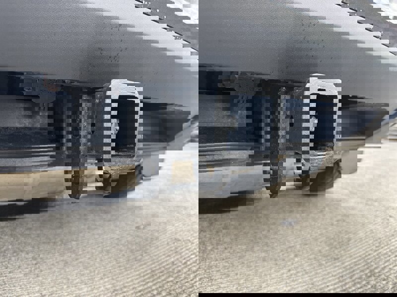 Used 2012 Volkswagen Touareg TDI image 30