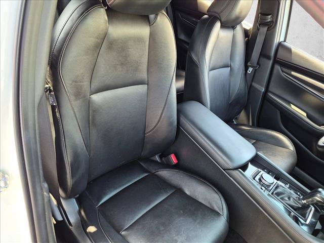 Used 2020 MAZDA MAZDA3 Hatchback w/ Premium Package FWD image 20