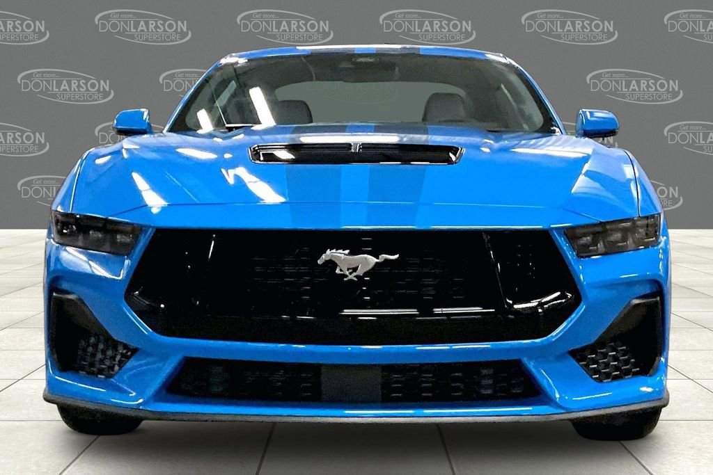 Used 2025 Ford Mustang GT Premium image 2