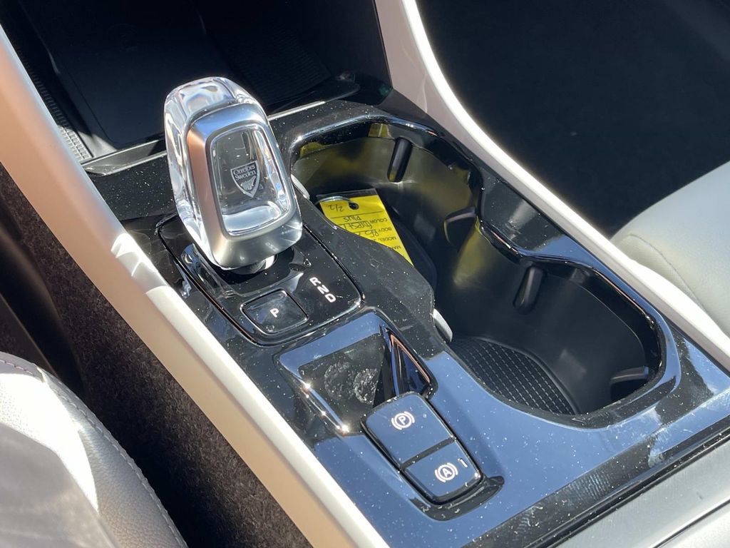 New 2026 Volvo XC40 B5 Plus w/ Protection Package Premier image 30