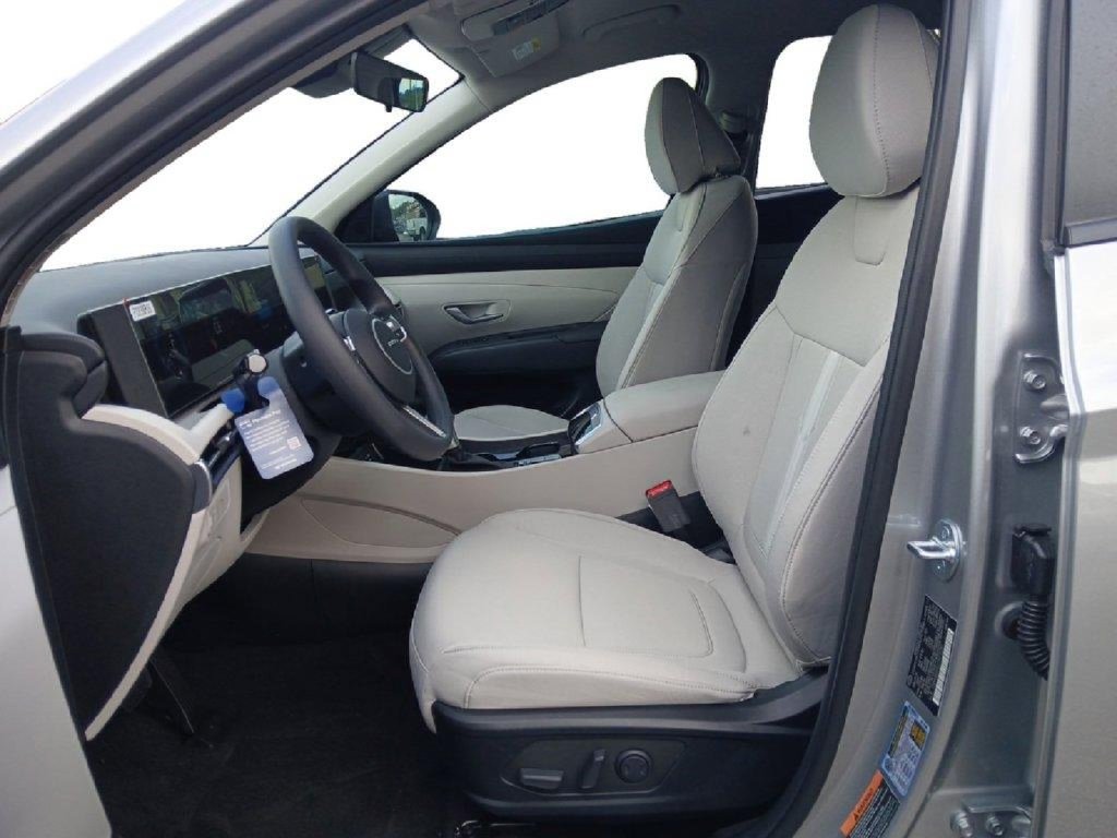 New 2026 Hyundai Tucson SEL Plus FWD image 9