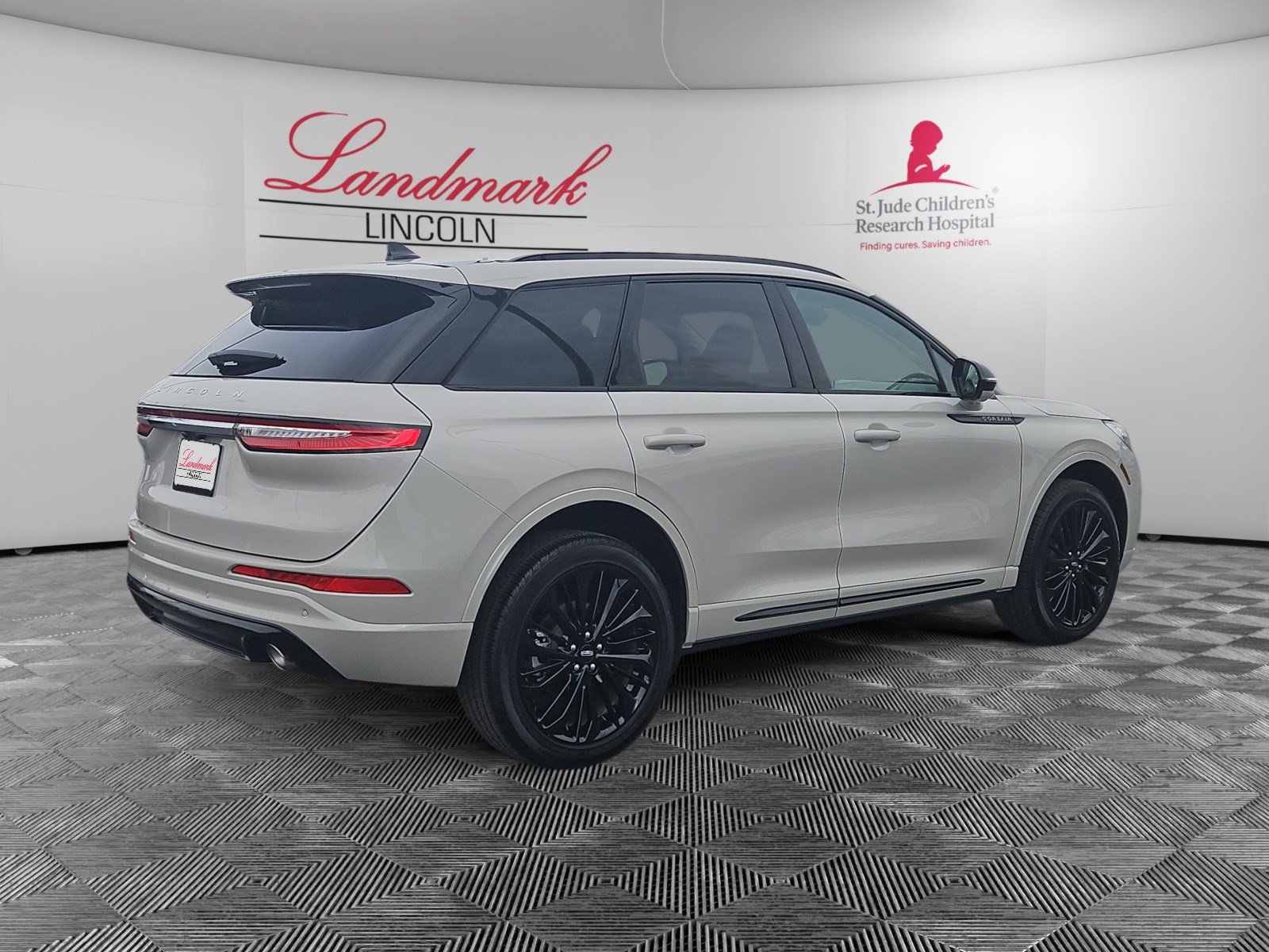 Certified 2024 Lincoln Corsair Grand Touring image 5