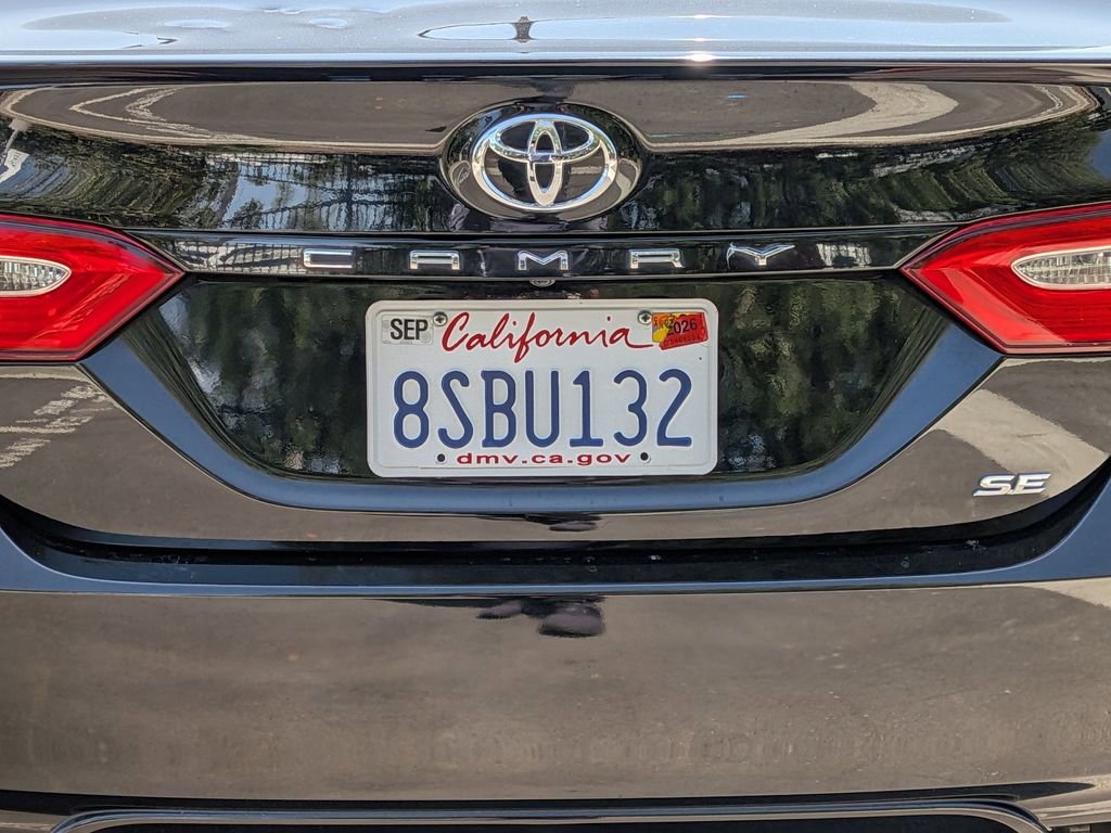 Used 2020 Toyota Camry SE FWD image 37