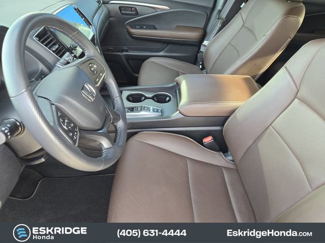 Used 2025 Honda Passport EX-L image 15