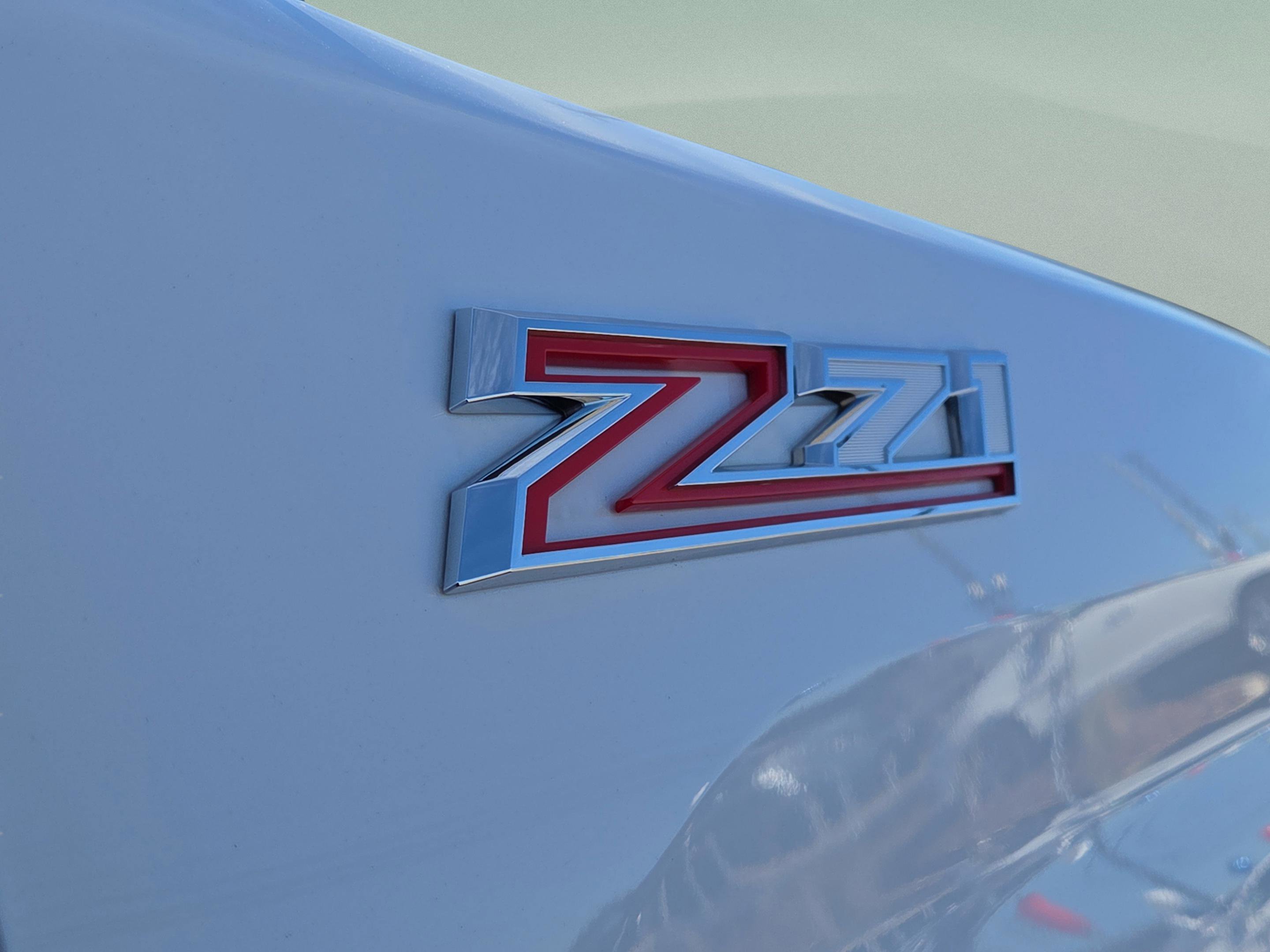 Used 2022 Chevrolet Silverado 2500 LTZ w/ LTZ Plus Package image 38