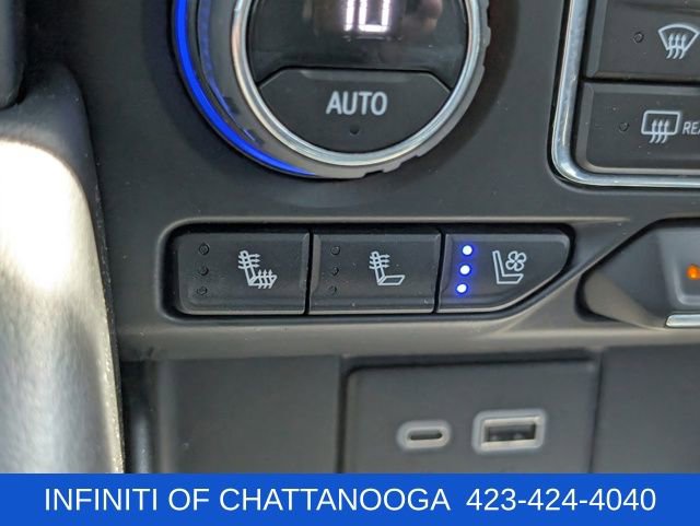 Used 2023 Chevrolet Tahoe Premier AWD/4WD image 17