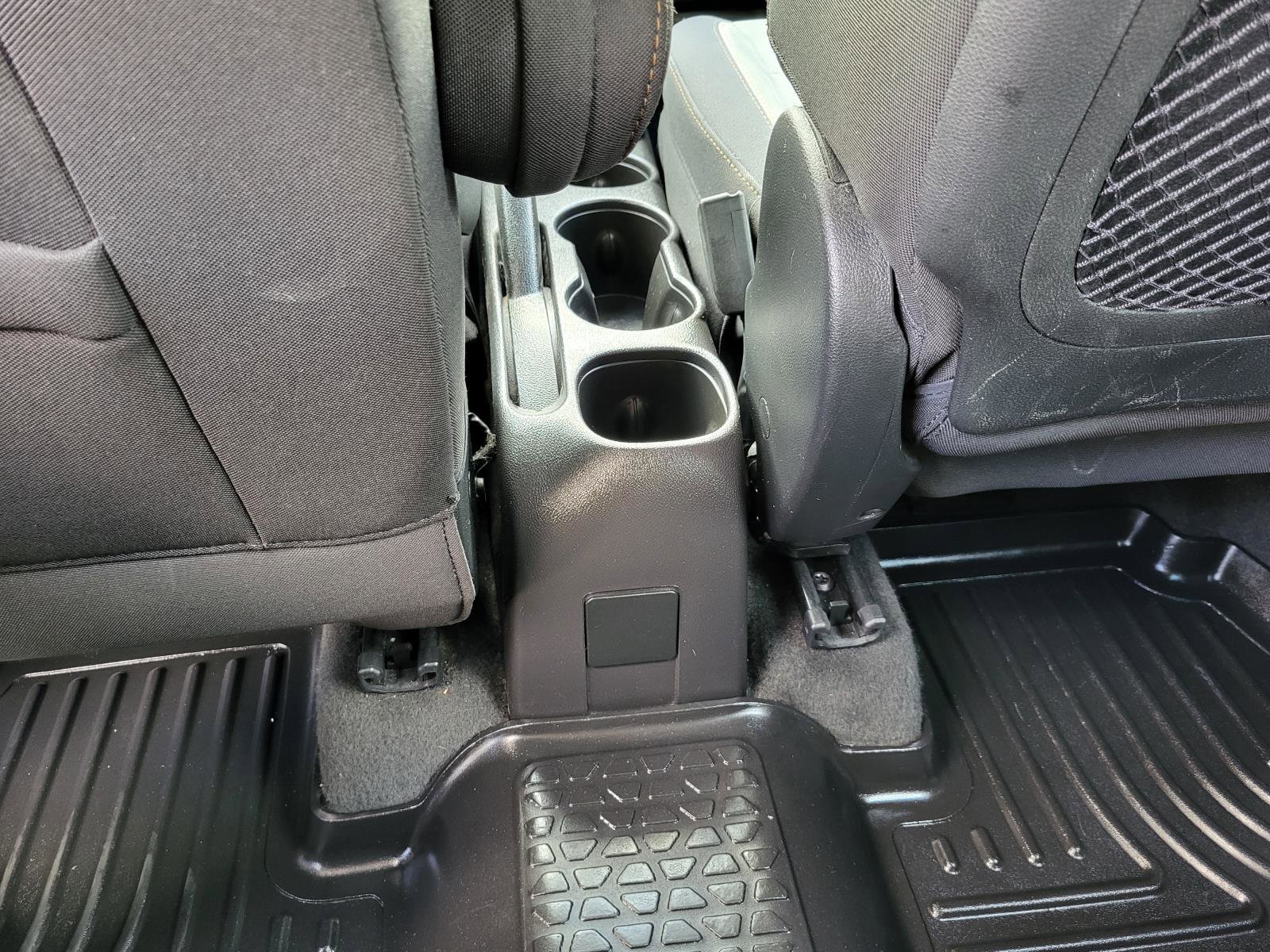 Used 2018 Chevrolet Trax LS w/ LPO, Cargo Package FWD image 15