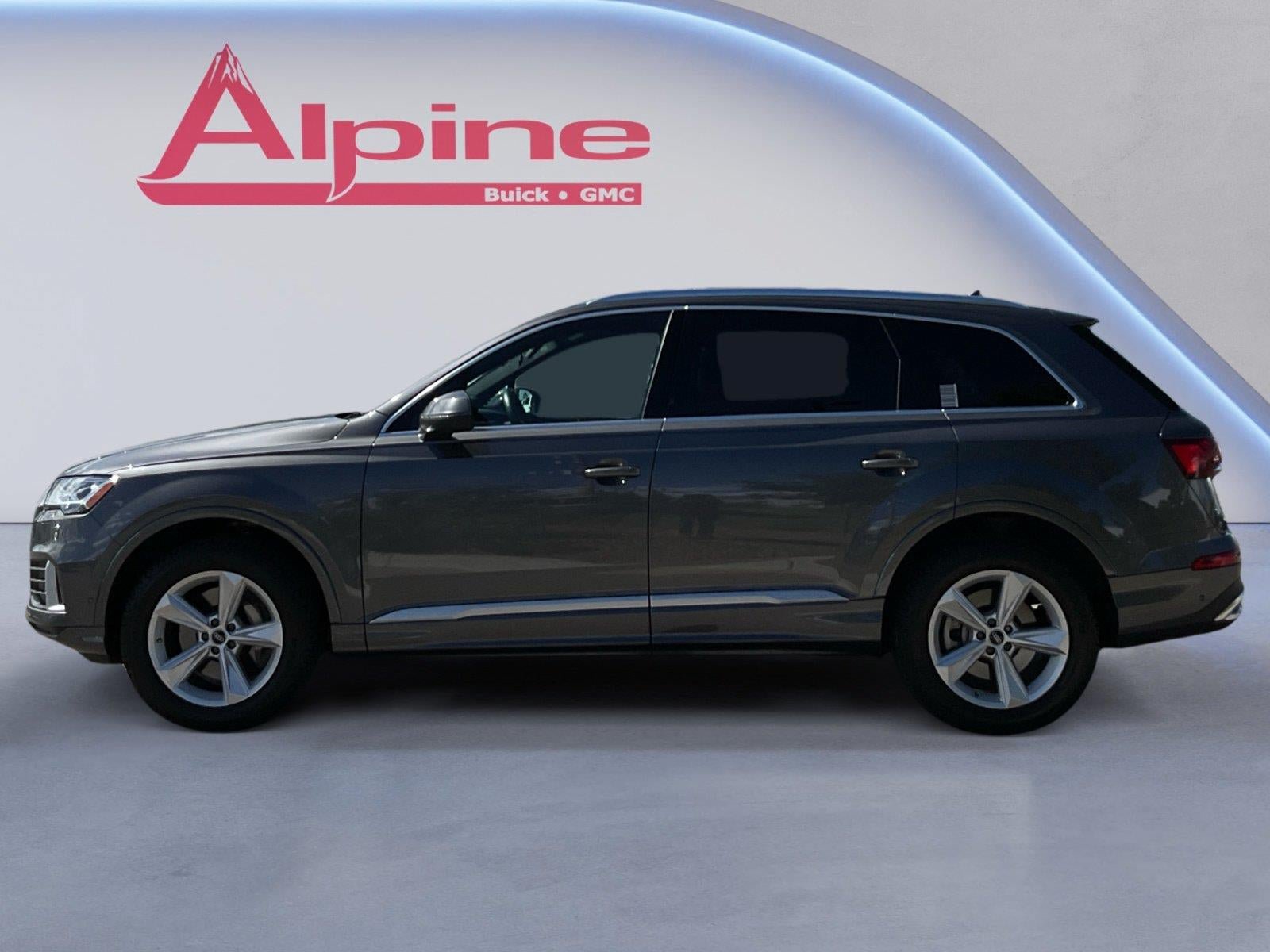Used 2022 Audi Q7 2.0T Premium Plus w/ Premium Plus Package AWD/4WD image 2