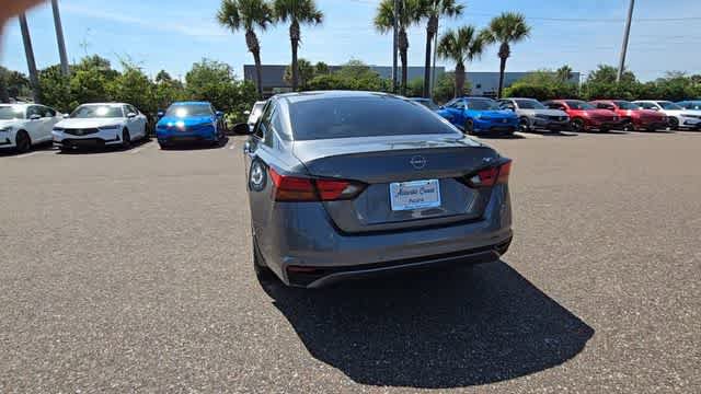 Used 2024 Nissan Altima 2.5 S FWD image 7