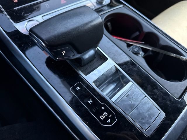 Used 2019 Audi Q8 Prestige AWD/4WD image 34