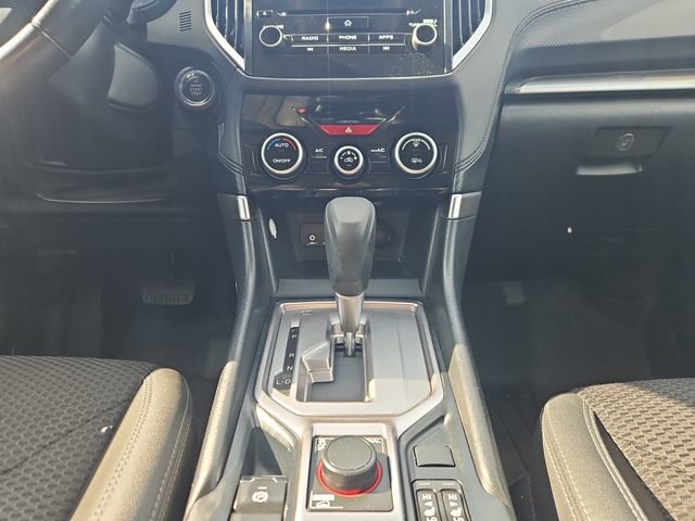 Used 2023 Subaru Forester Premium image 11