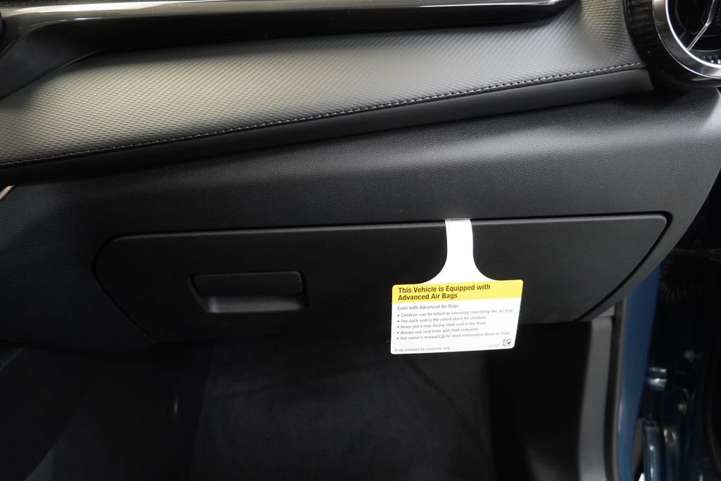New 2026 Chevrolet Equinox LT w/ Convenience Package II FWD image 39