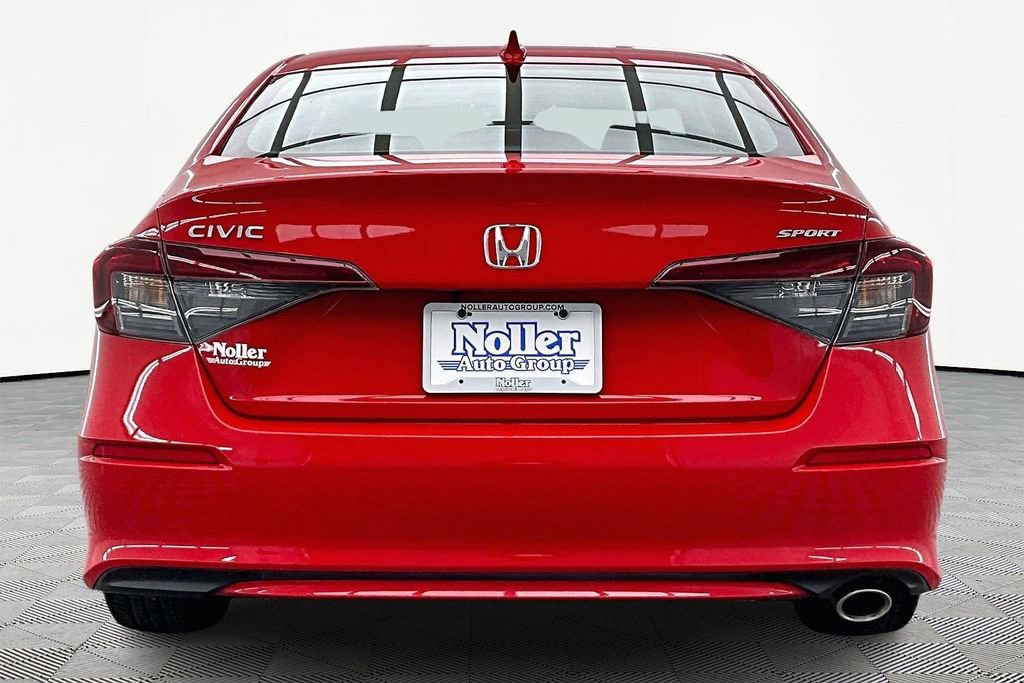 Used 2025 Honda Civic Sport image 4