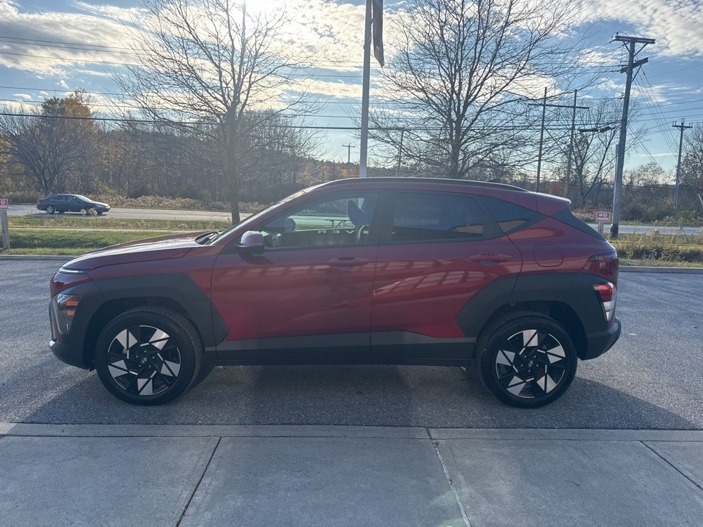 Used 2025 Hyundai Kona SEL image 4