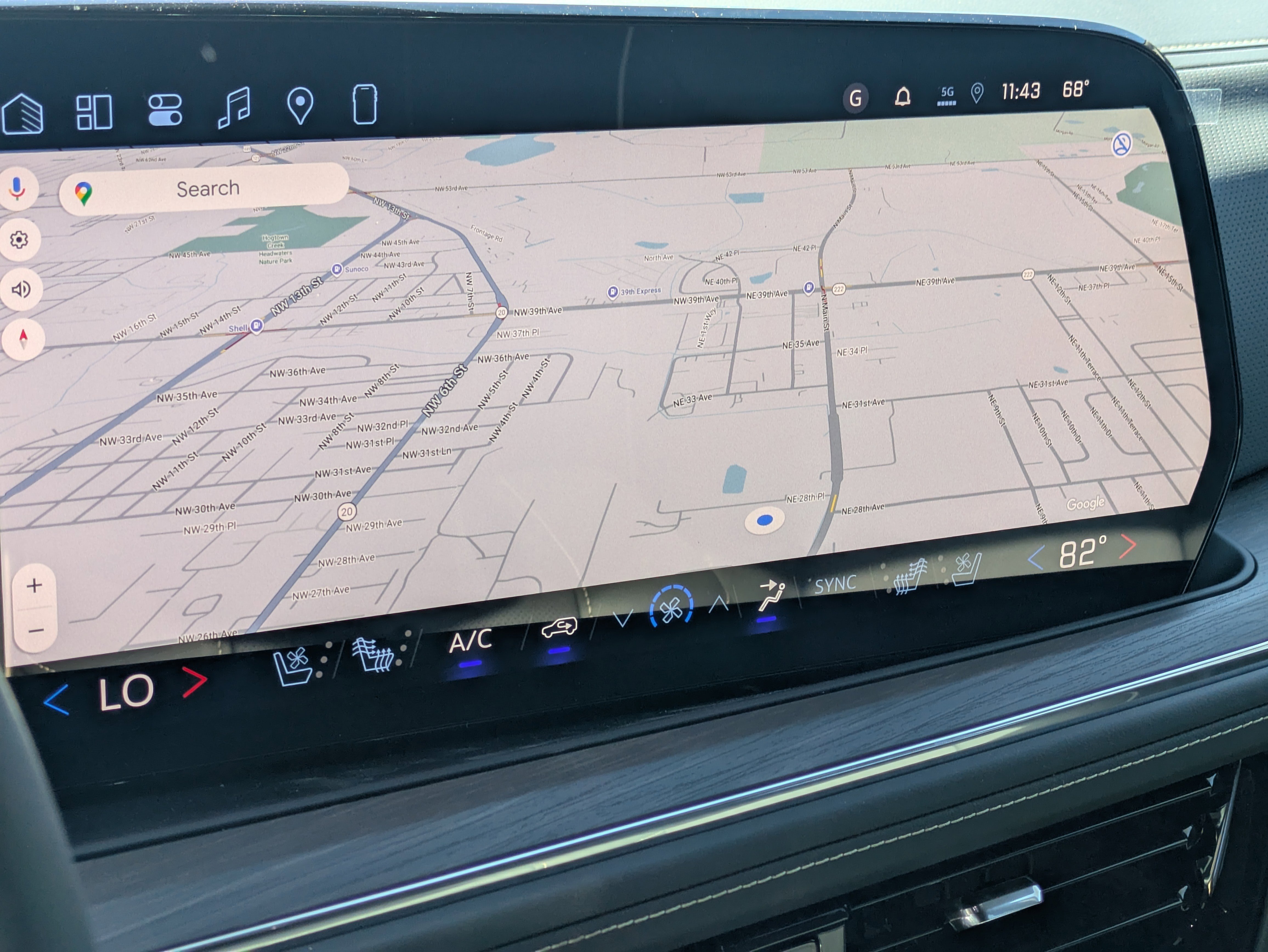 New 2026 Chevrolet Suburban Premier RWD image 28
